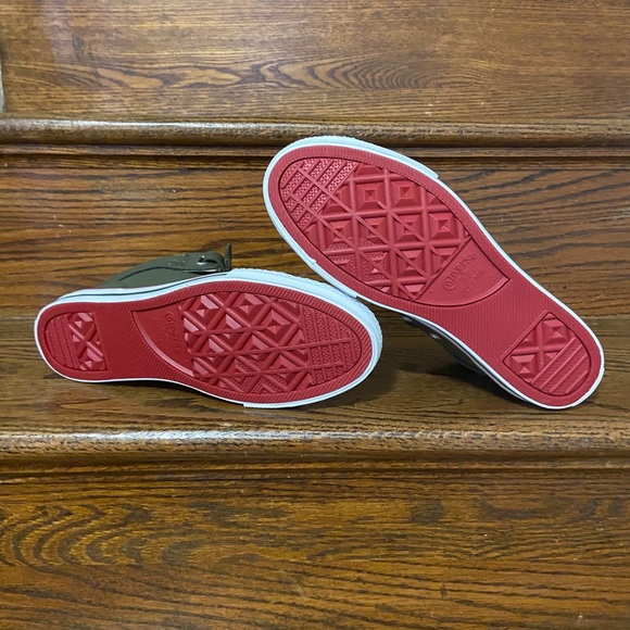 Navy Convers - Picture 3 of 4